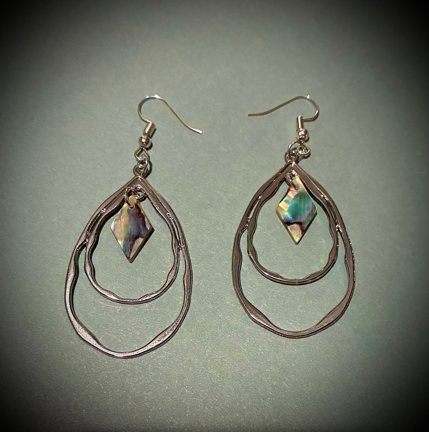 Twin Tide Hoops
